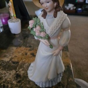 Elegant Lady Figurine with Floral Bouquet